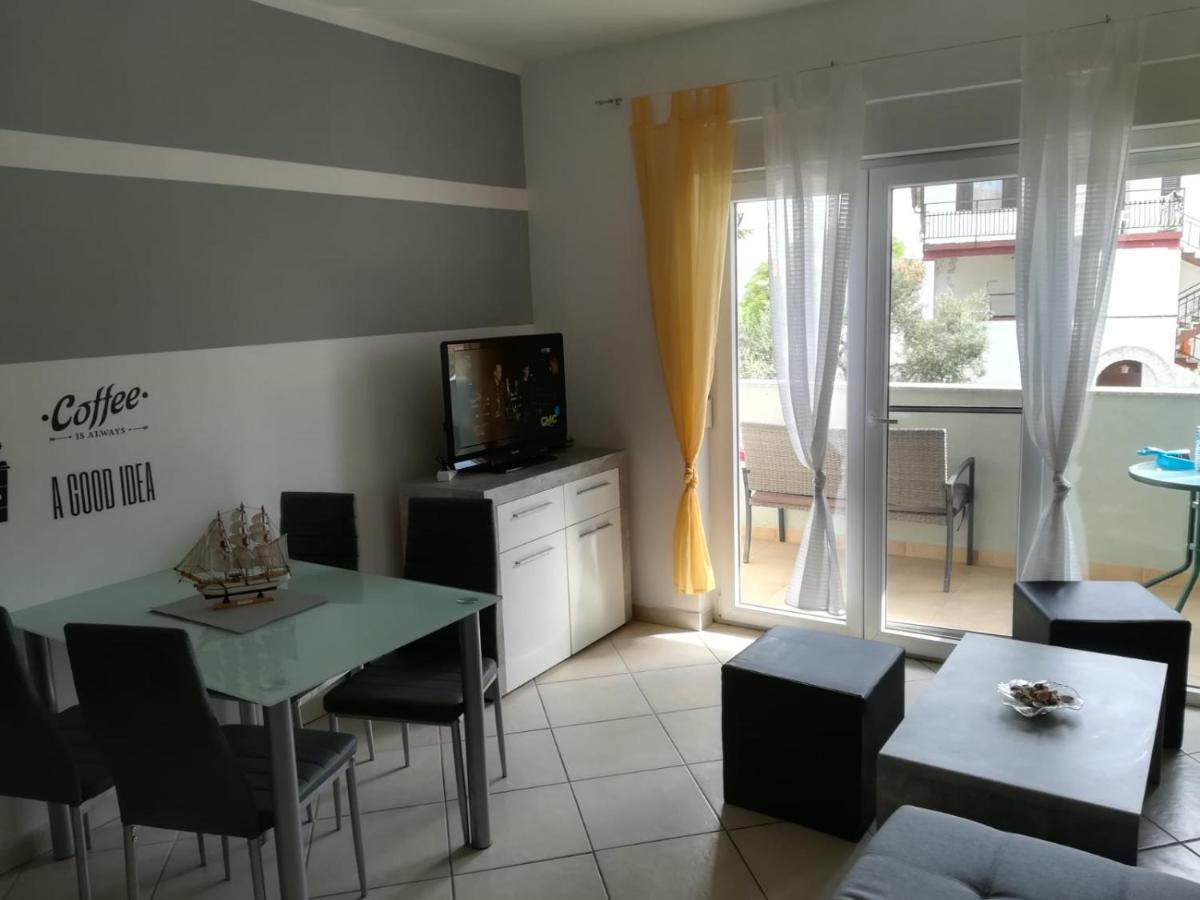 Divkovic Apartements Medulin Extérieur photo